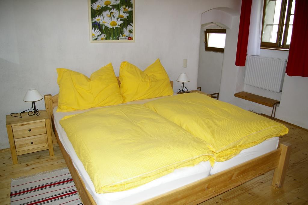 Ferienwohnung Zum Kapuziner Poysdorf Habitación foto