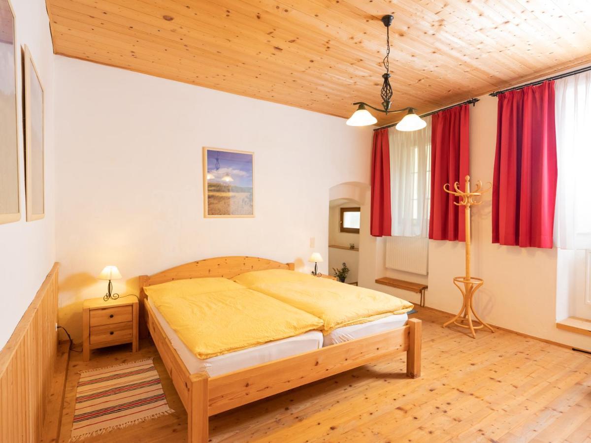 Ferienwohnung Zum Kapuziner Poysdorf Exterior foto